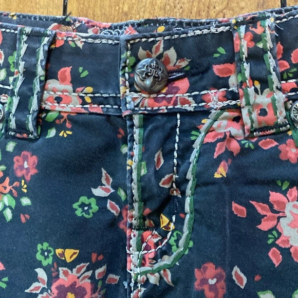 Miss me cargo jean shorts - Picture 2 of 8